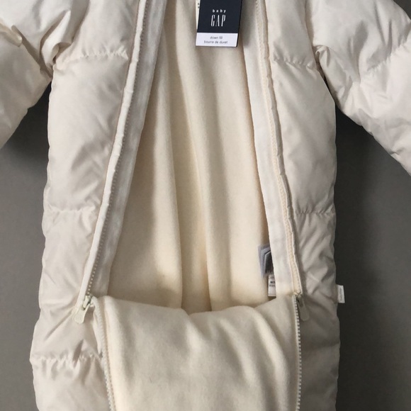✨sold✨Baby gap NWT snowsuit 6-12 months - Picture 14 of 15